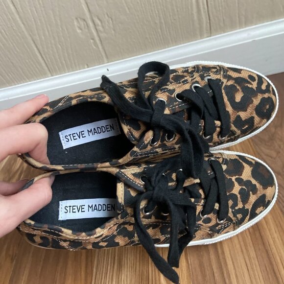 Steve Madden Emmi Leopard Print Lace Up Platform Sneaker - Picture 3 of 13